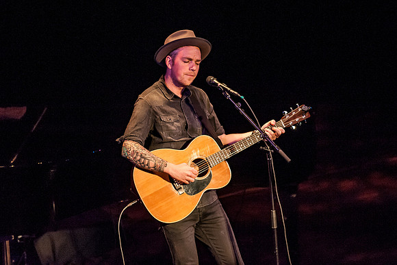 July 28, 2016 - Greg Holden - The Music Hall, Portsmouth, NH